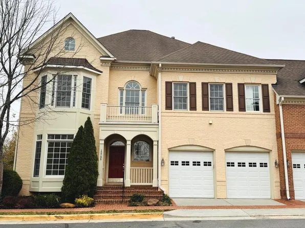 12798 Fox Keep Run, Fairfax, VA 22033