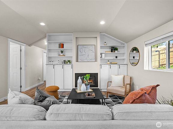 5th image of 18121 12th Avenue NE