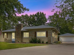 7526 Saint Joe Center Rd, Fort Wayne, IN 46835