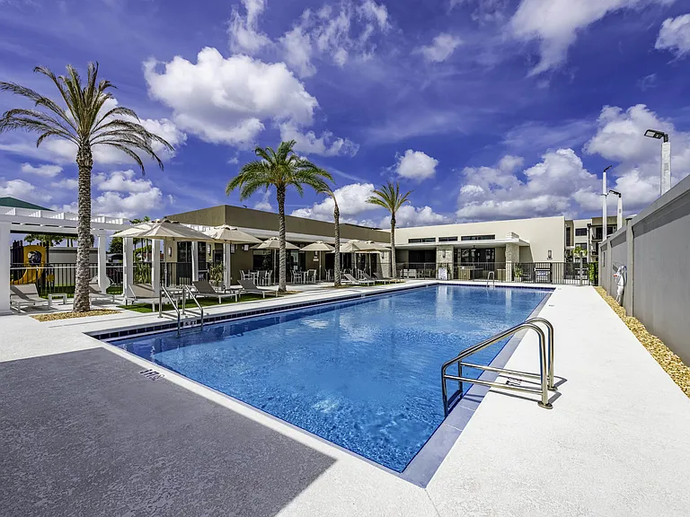 Resia Biscayne Drive — Photo 14