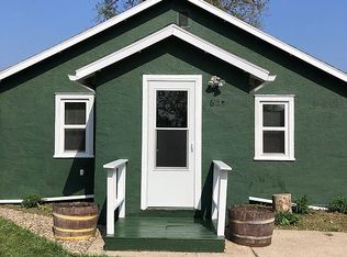 605 2nd St E, Napoleon, ND 58561