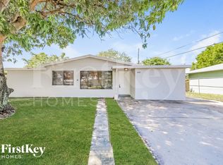 300 NW 14th Ave, Boynton Beach, FL 33435