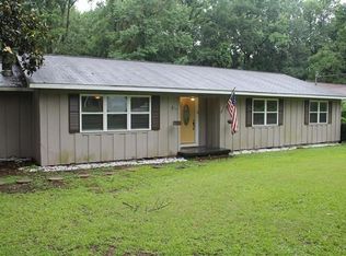 334 Tuxedo Dr, Thomasville, GA 31792