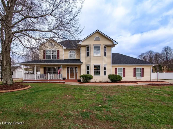 537 Saint Andrews Dr, Vine Grove, KY 40175