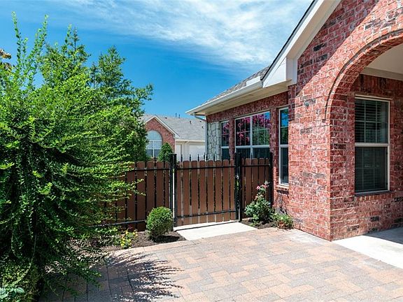 4th image of 3110 Camellia Rose Dr Unit 213