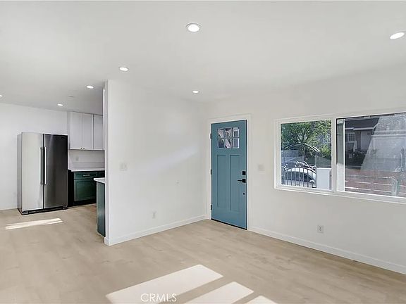 3rd image of 403 Kendall Ave #403