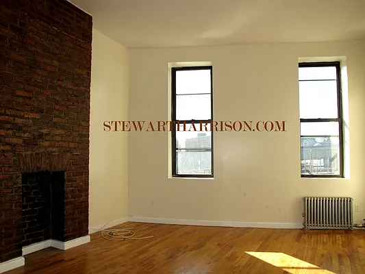 Rented by Stewart Harrison LLC | media 9