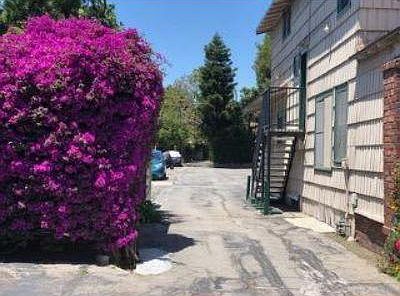 3rd image of 11927 Venice Blvd APT 5