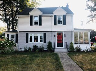 1591 Providence Rd, Northbridge, MA 01534