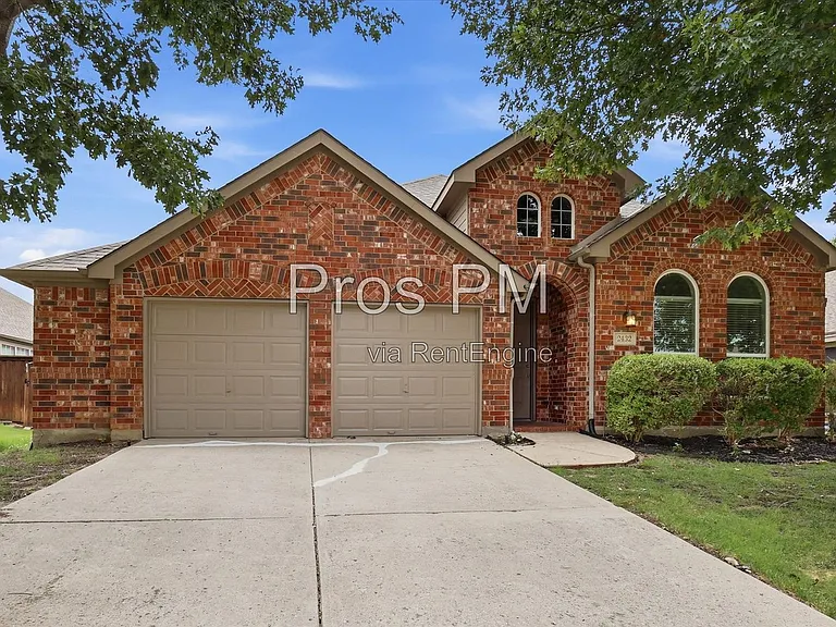 2432 Chesterwood Dr — Photo 6