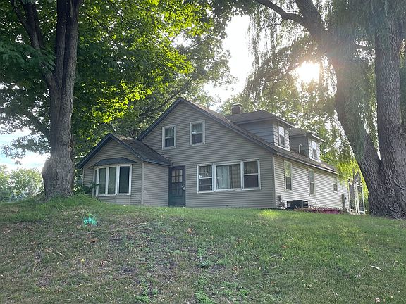 2nd image of 4181 Oak Crest Dr