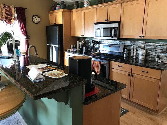 4th image of 31 Knollwood Pkwy