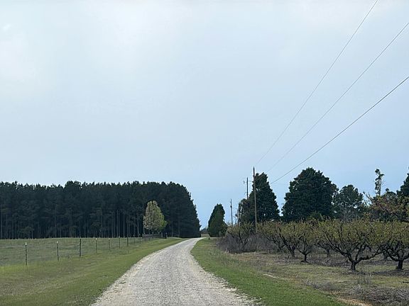 4th image of 11 Rope Horse Rd