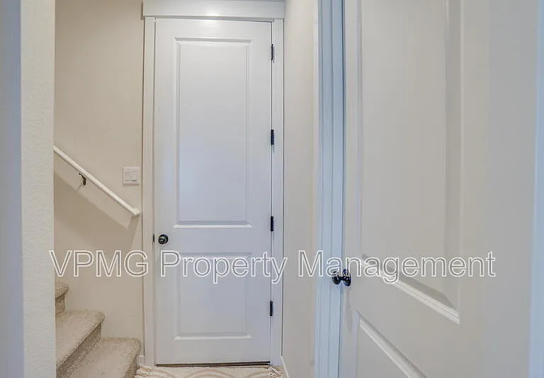 18402 NE 46th Pl — Photo 13