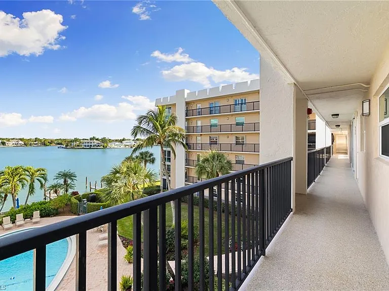 3500 Gulf Shore Blvd N #406 — Photo 25