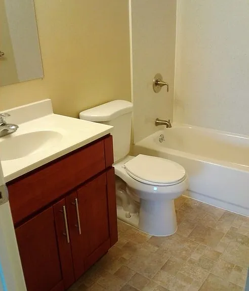 Hayward Summit Apartments, LLC — Photo 5