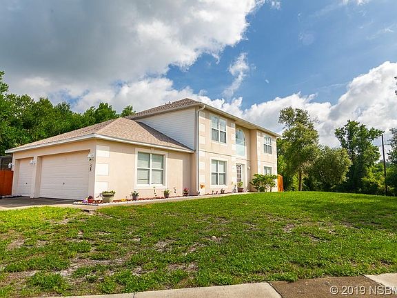 3rd image of 590 Antelope Dr
