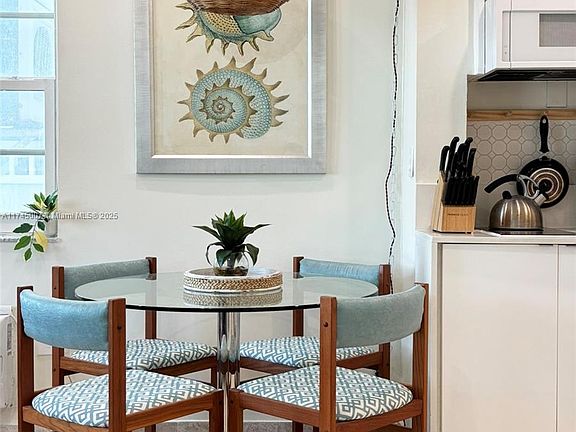 5th image of 335 Ocean Dr APT 139