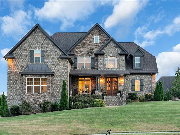4th image of 27 Morgan Ln