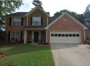 3045 Shady Woods Cir, Lawrenceville, GA 30044