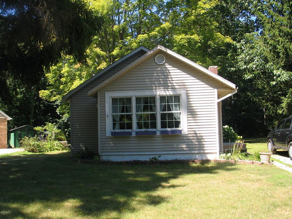 1st image of 716 Francis St