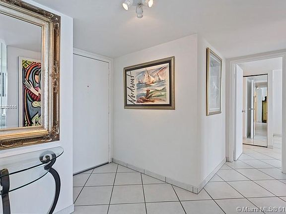 2nd image of 16558 NE 26th Ave APT 4E