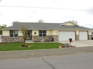 975 East St, Baker City, OR 97814