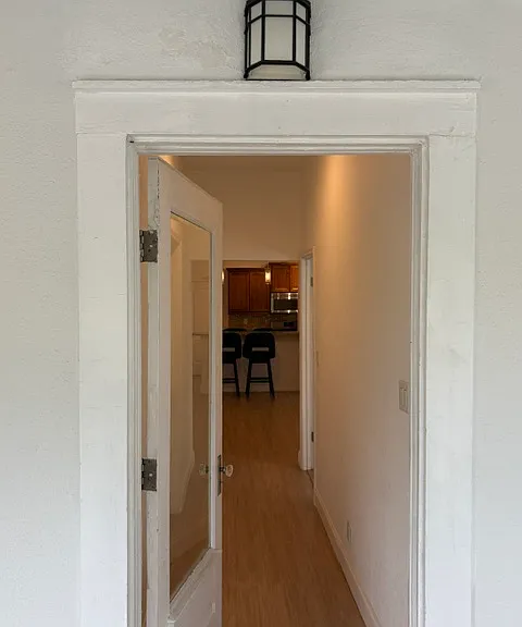 408 S Riverside Dr #5 — Photo 16