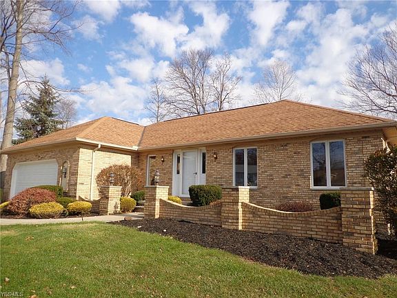 2nd image of 9907 Juniper Ct