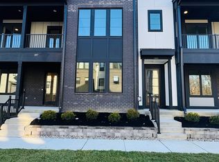 185 Midland Trace Loop, Westfield, IN