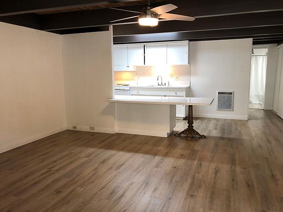 3rd image of 4100 E Broadway APT 10