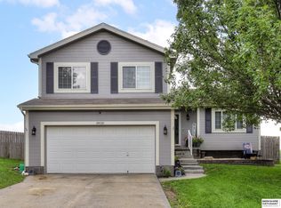 18035 Margo St, Omaha, NE 68135