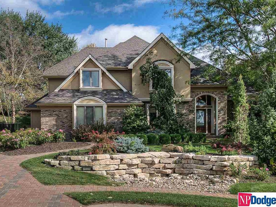 1st image of 16609 Vinton Cir