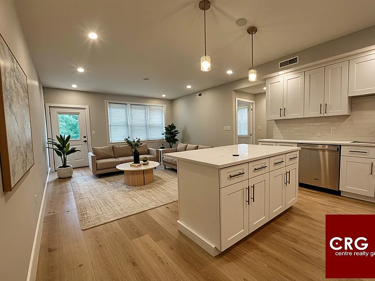 124 Kenrick St #U7 — Photo 1