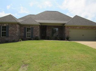 406 W Cowan Creek Cv, Brandon, MS 39047