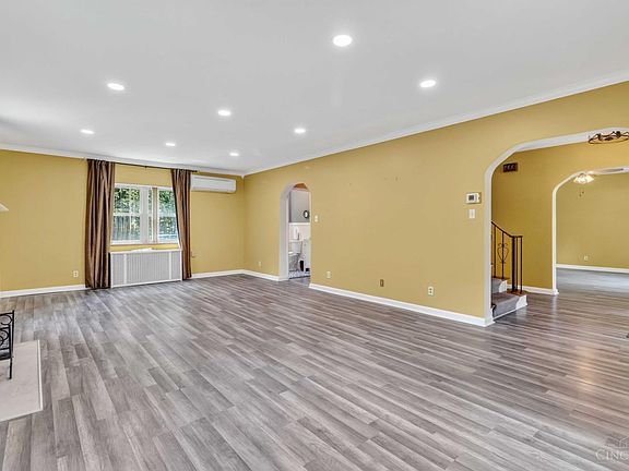 5th image of 5751 Belmont Ave