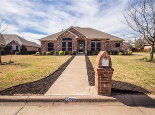 1506 Chaucer Dr, Cleburne, TX 76033