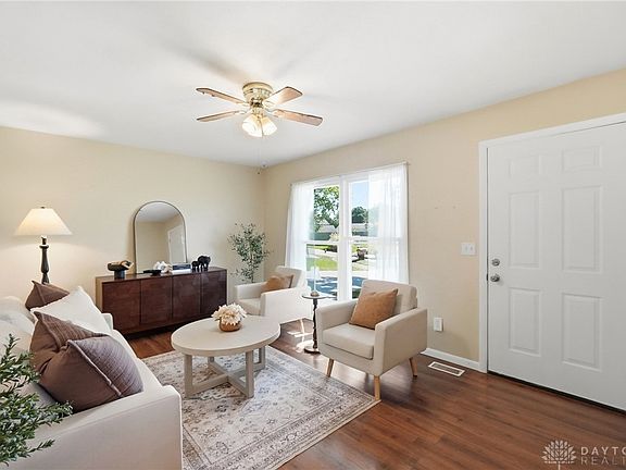 3rd image of 3039 Lynn Haven St