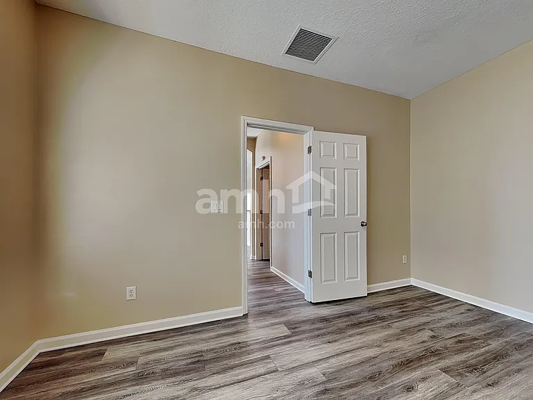 11417 Johnson Creek Cir — Photo 13