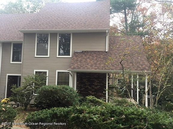 2nd image of 18 Barnes Ln #18B