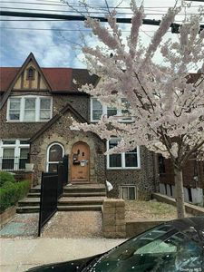 2028 Nereid Ave, Bronx, NY, 10466