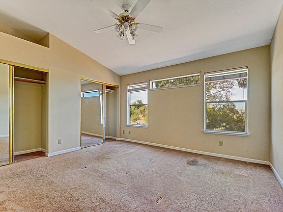 4th image of 1810 Terrace Dr