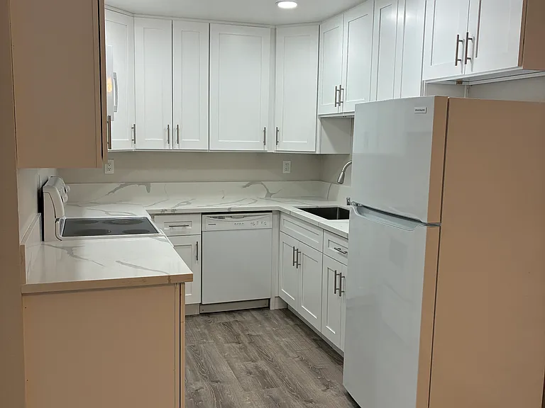 Jovanna Villa Apartments — Photo 7
