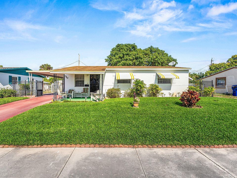 1st image of 1040 W 1st Street