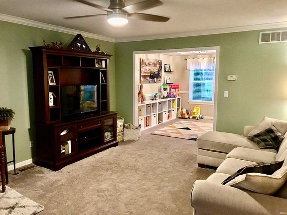3rd image of 1657 Sugar Pine Dr