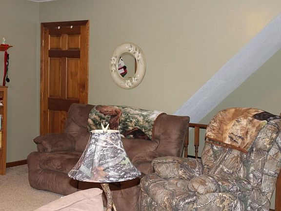 5th image of 10601 Plaza Ct