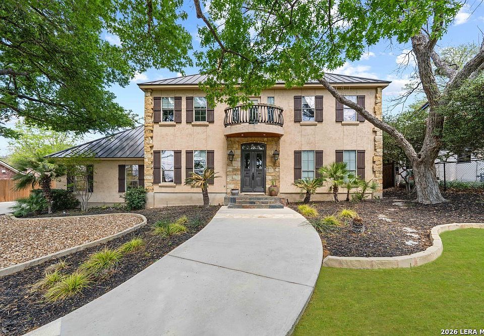 1st image of 407 Burr Rd