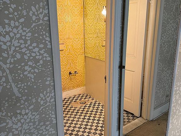 3rd image of 150 Central Park S #1210