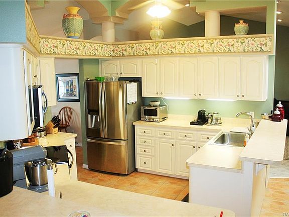 5th image of 7789 N Fountainhead Dr