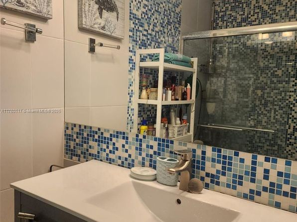 118 Gate Rd #165, Hollywood, FL 33024